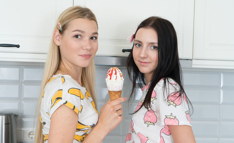 Инна, 23 года, 0 размер груди